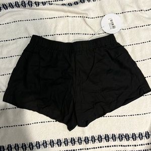 Distant Shorts Black
